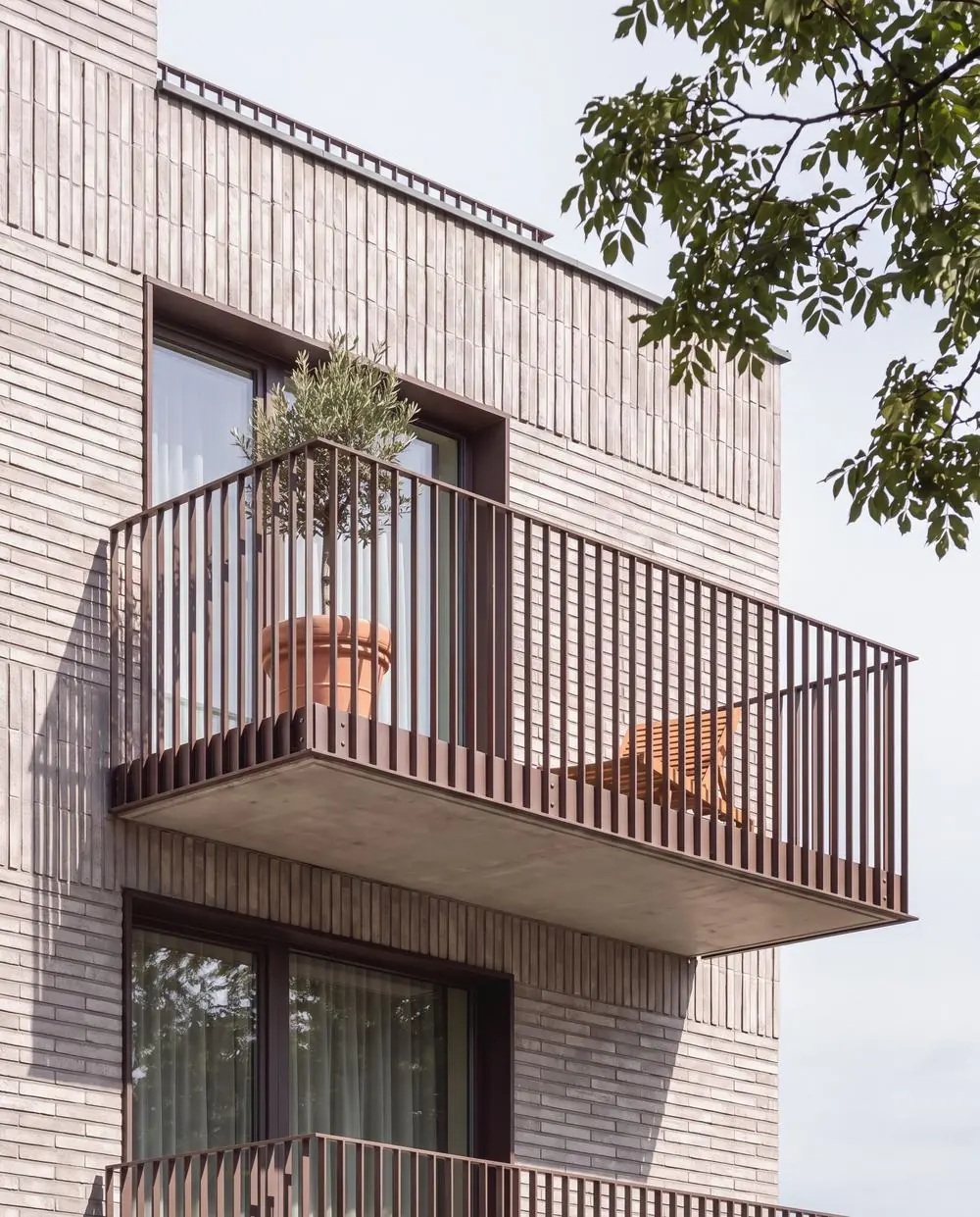 Powstańców 44 · balkon mieszkania · wizualizacja poglądowa